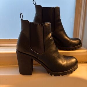 Black Platform Chunky Heel Chelsea Ankle Boots - Women